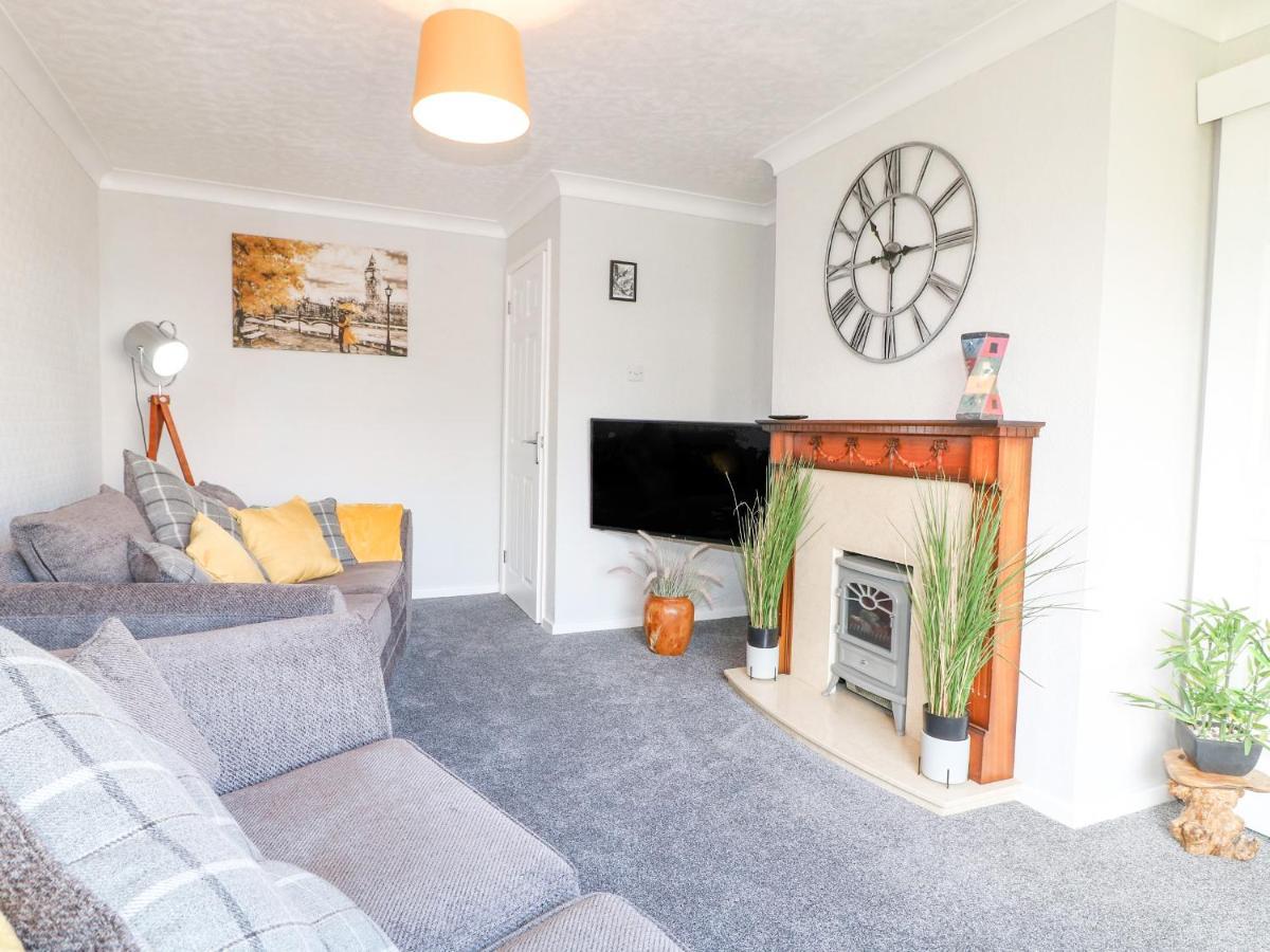George'S Place Froghall Esterno foto